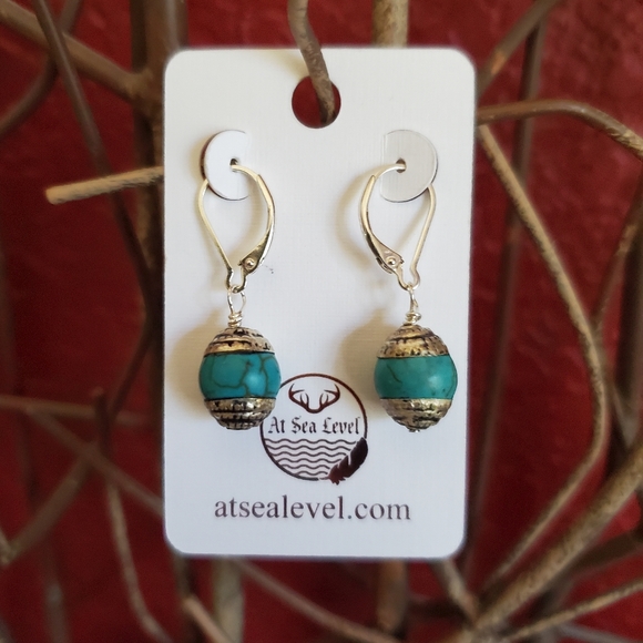 Turquoise Sterling Leverback Earrings - Picture 3 of 4